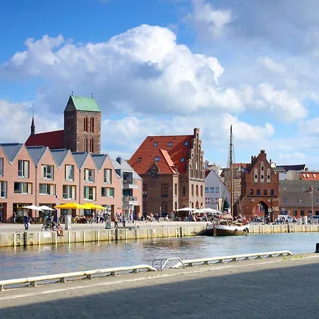 Urlaub Im Herzen Wismars 2og Sued 아파트 *